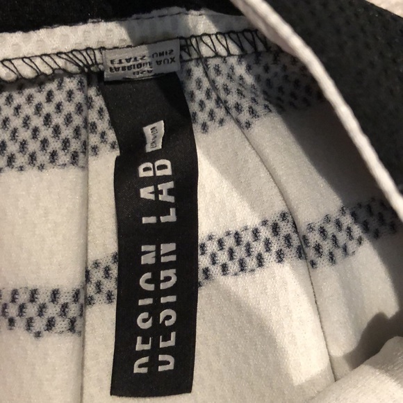 Mid length skirt - Picture 2 of 2